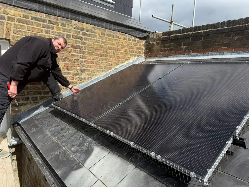 solar panel installer brentford london